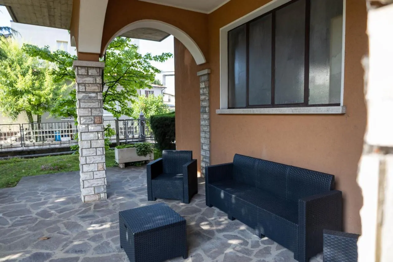 Casa Mercedes Villa Desenzano del Garda Holiday home