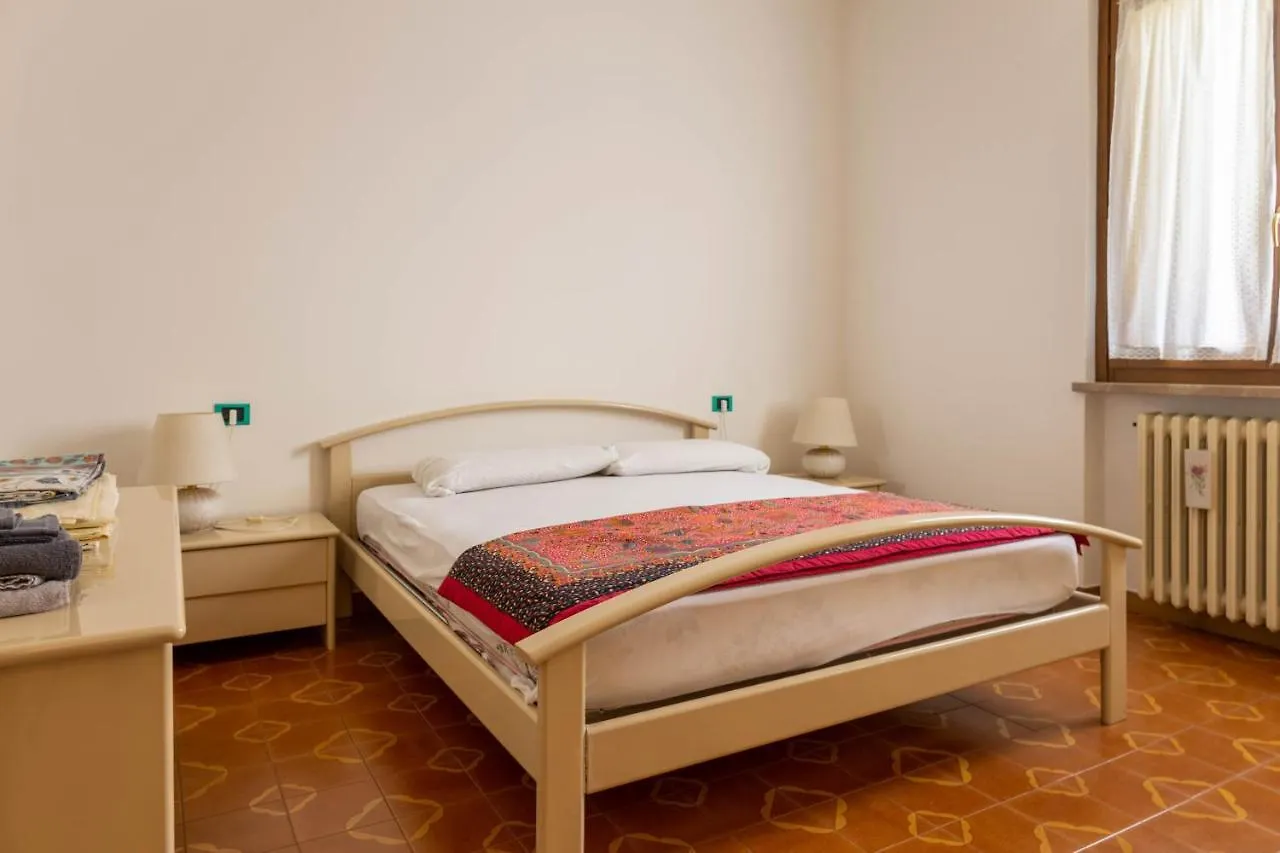 Casa Mercedes Villa Desenzano del Garda Tatil Evi